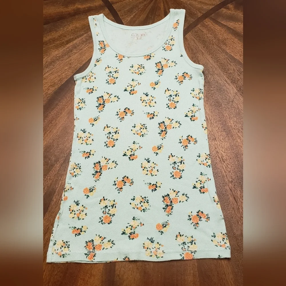 Floral and Pineapple Kids Tank Tops Cherokee And Falls Creek Size 10/12